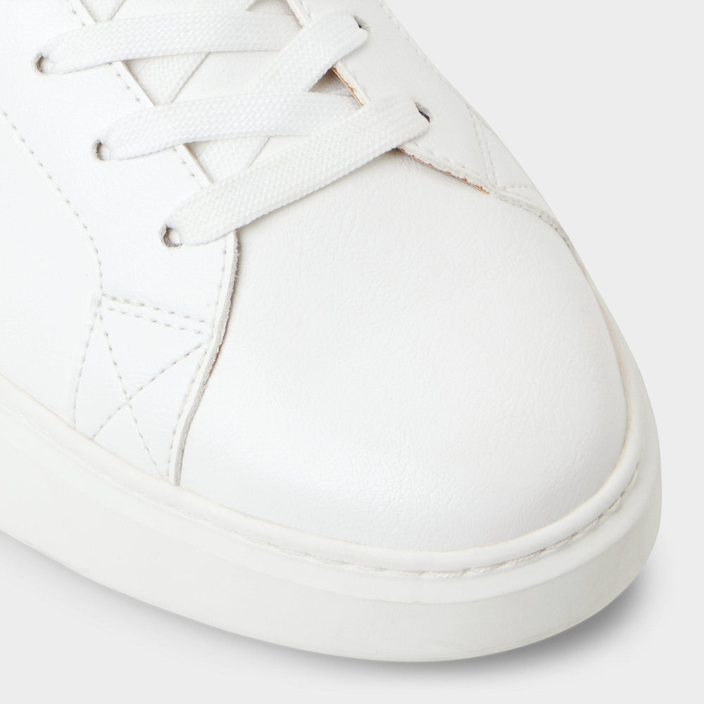 Toddy in White - Low top sneaker