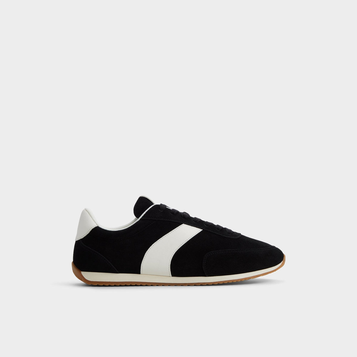 Nathaniell in Black - Low top sneaker, Cup sole