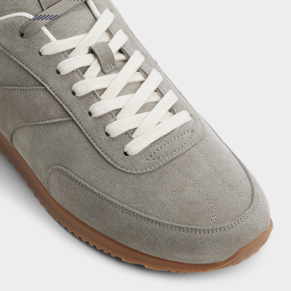 Nathaniell in Light Grey - Low top sneaker, Cup sole
