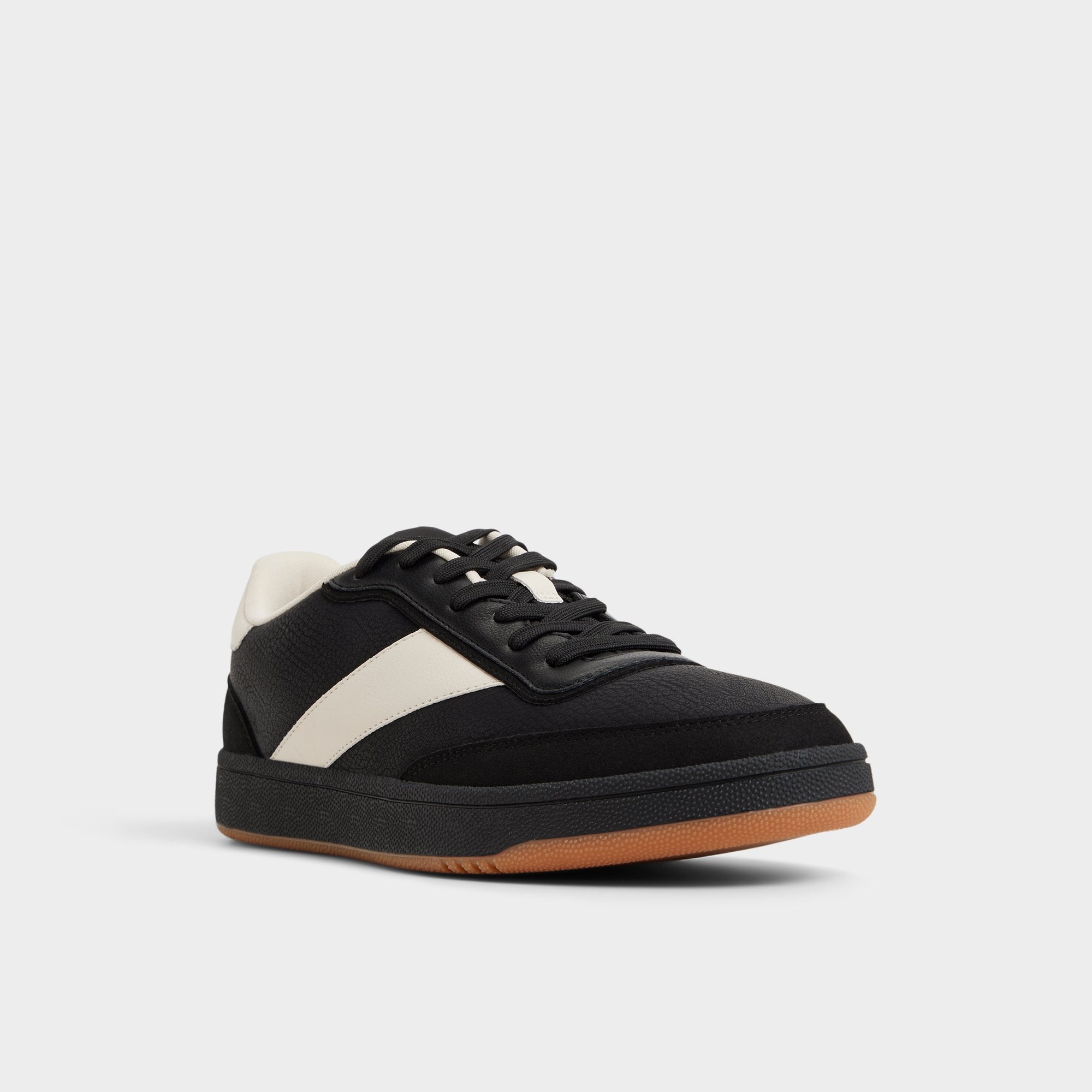 Ashwin in Black - Low top sneaker, Cup sole