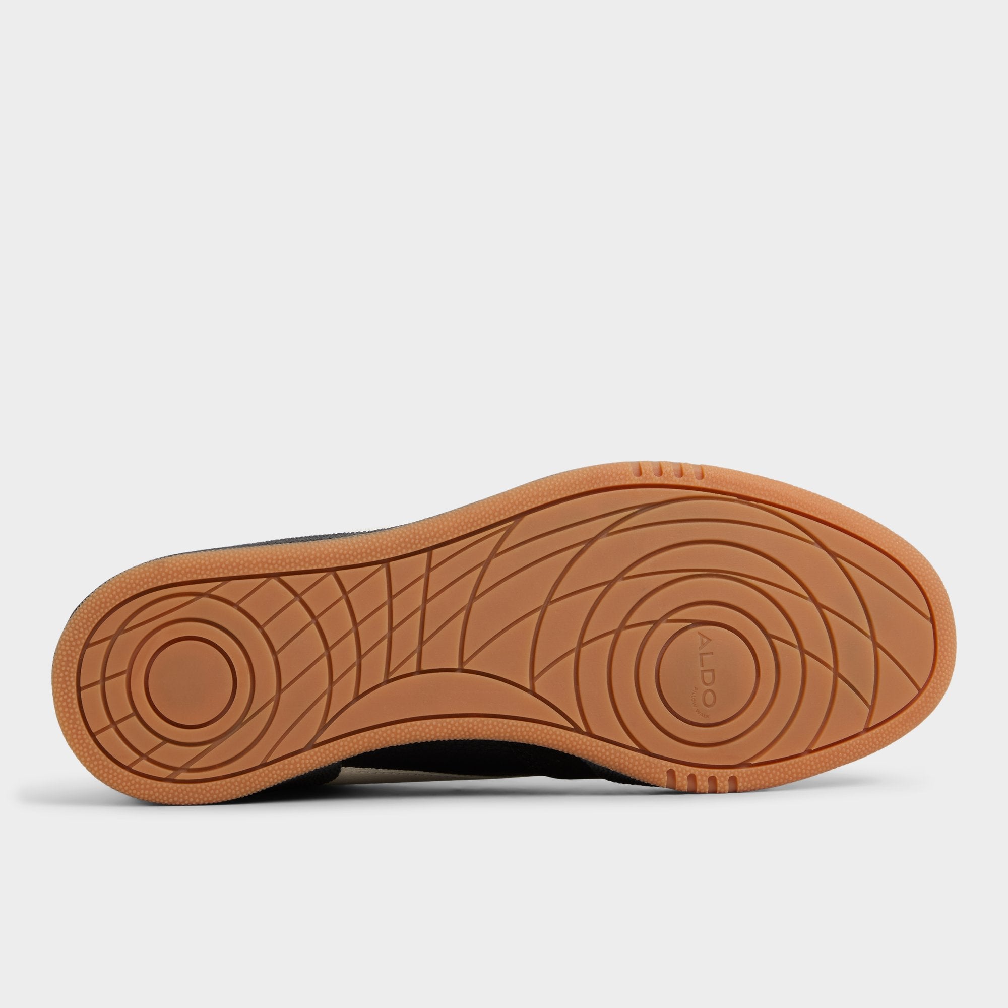 Ashwin in Black - Low top sneaker, Cup sole