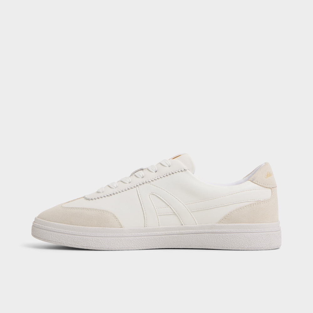 Clubtrainer in White 14112554 - Low top sneaker, Cup sole