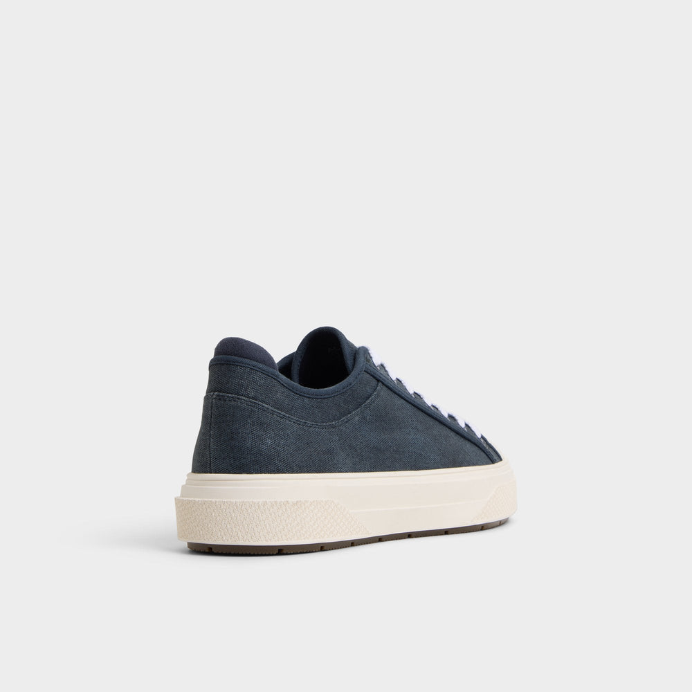 Colin in Navy - Low top sneaker, Cup sole