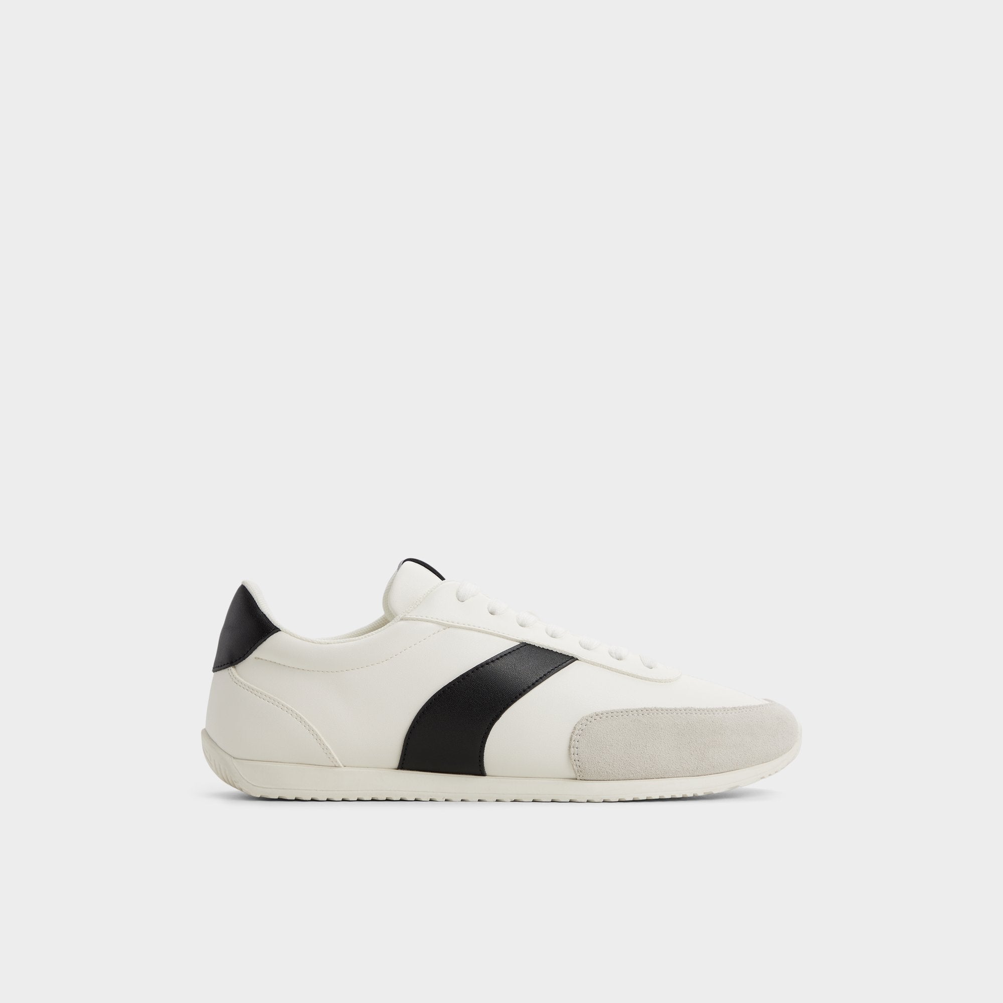 Nathaniell in White - Low top sneaker, Cup sole