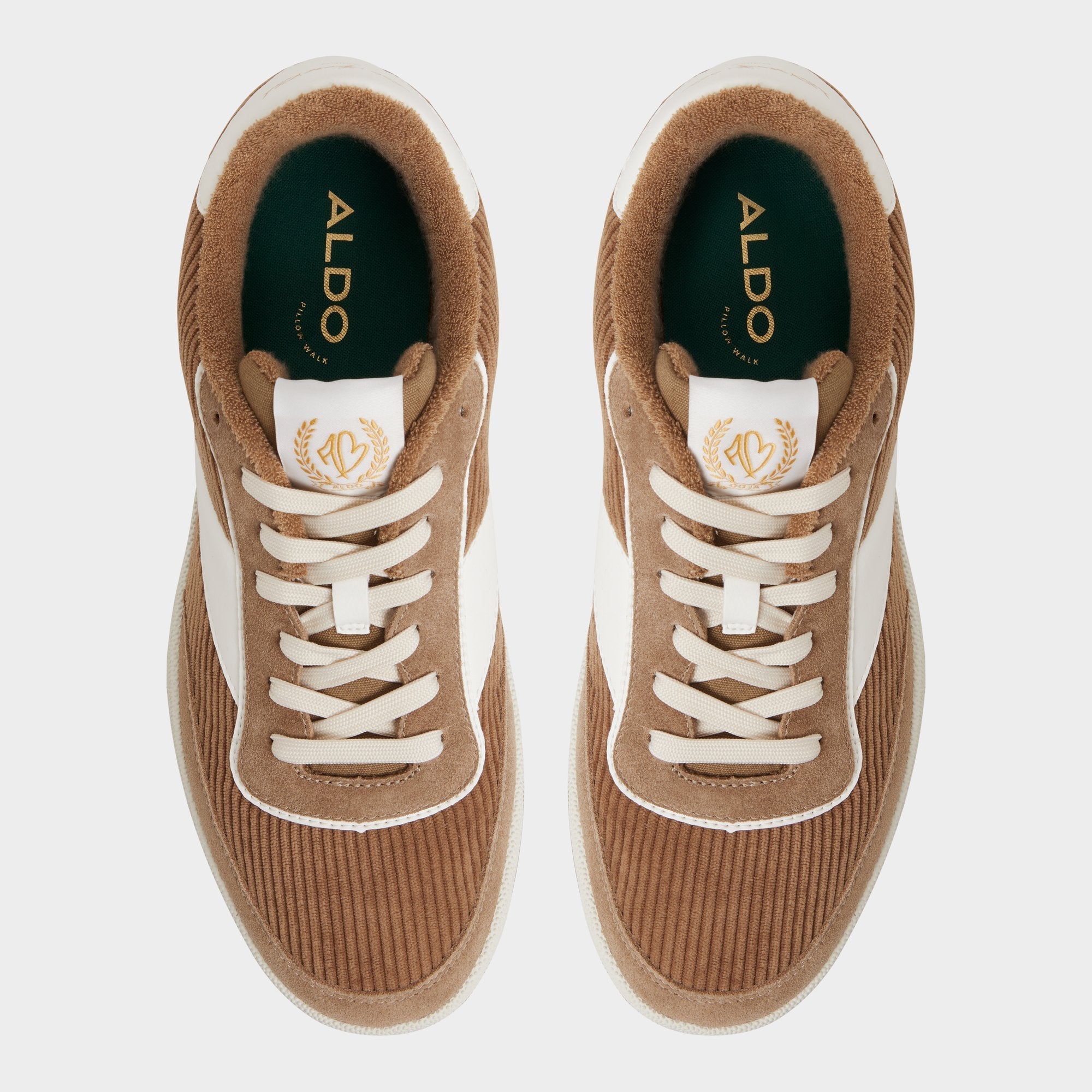 Ashwin in Taupe - Low top sneaker, Cup sole