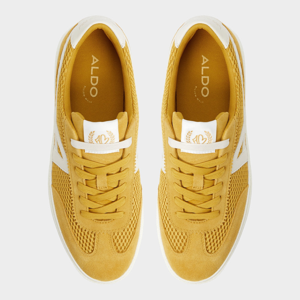 Clubtrainer Medium Yellow Men's Low top - Low top sneaker, Cup sole