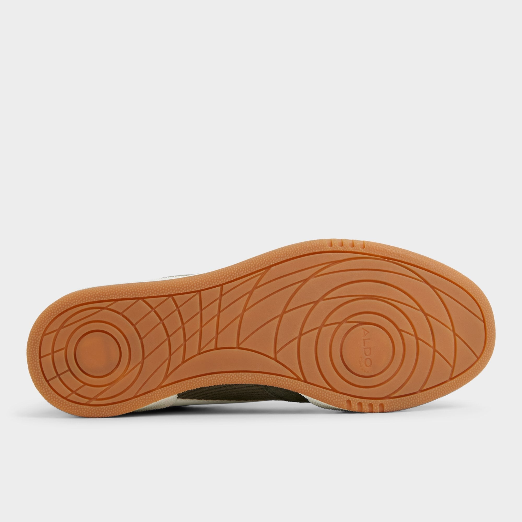 Ashwin in Olive - Low top sneaker, Cup sole