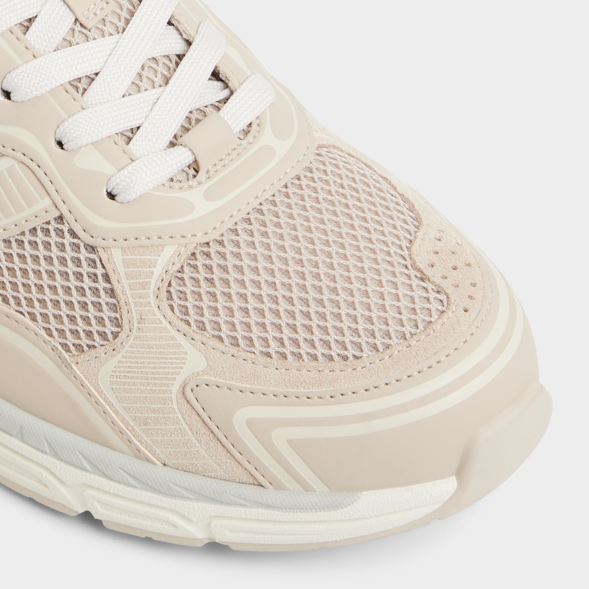 Blade in Taupe - Low top sneaker, Jogger sole