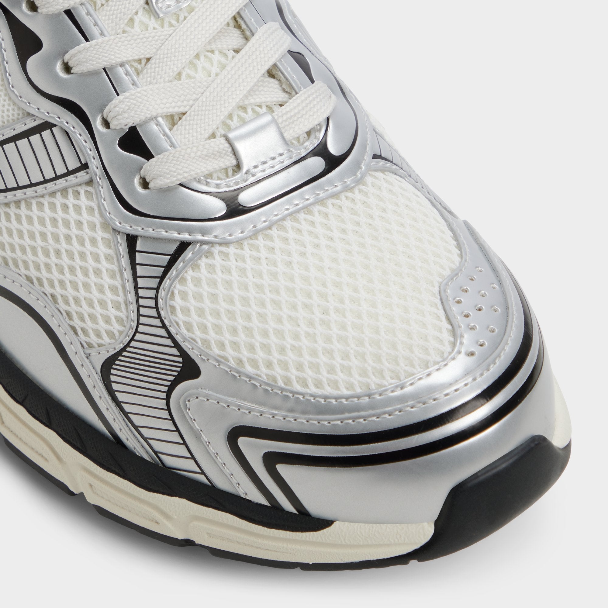 Blade in White - Low top sneaker, Jogger sole