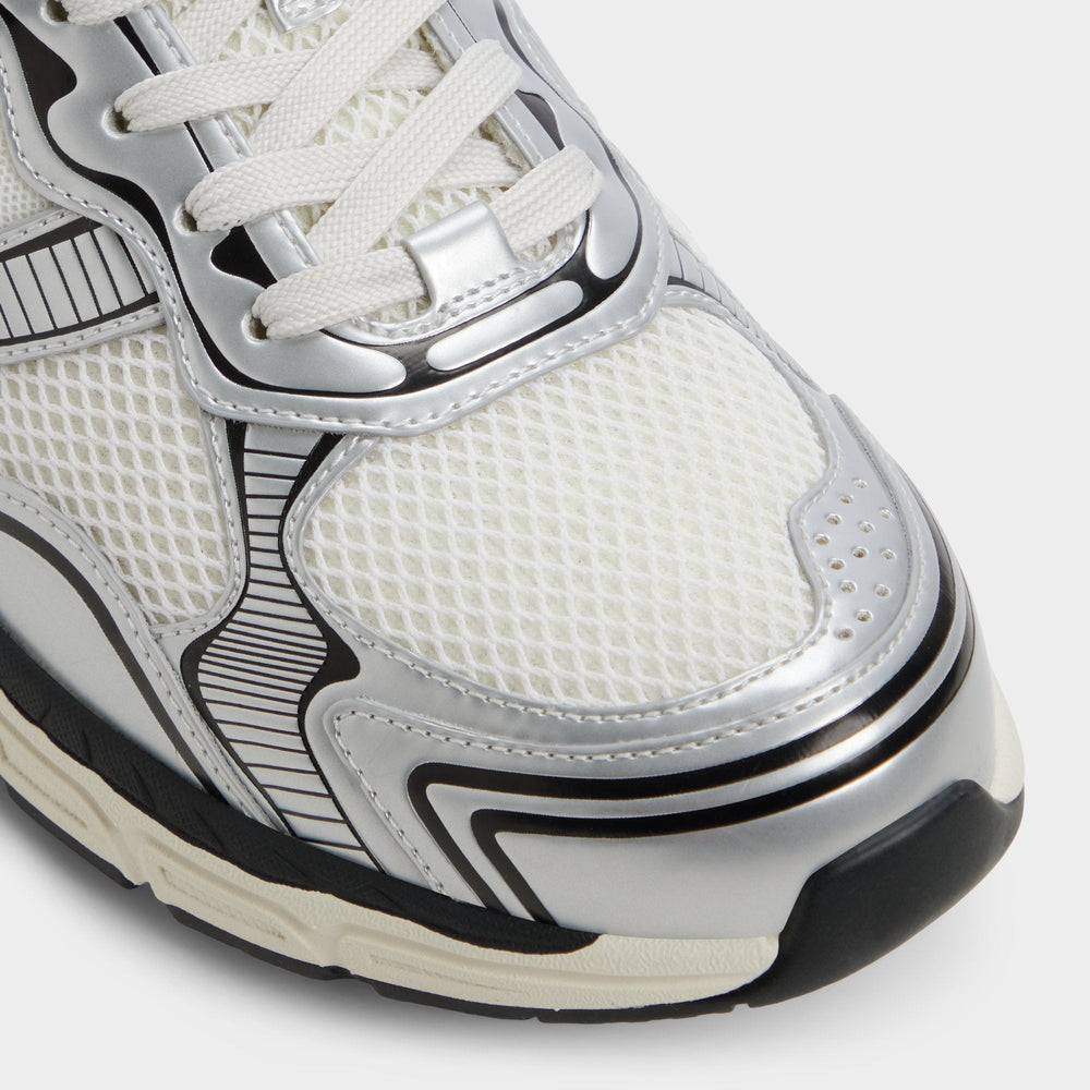 Blade in White - Low top sneaker, Jogger sole