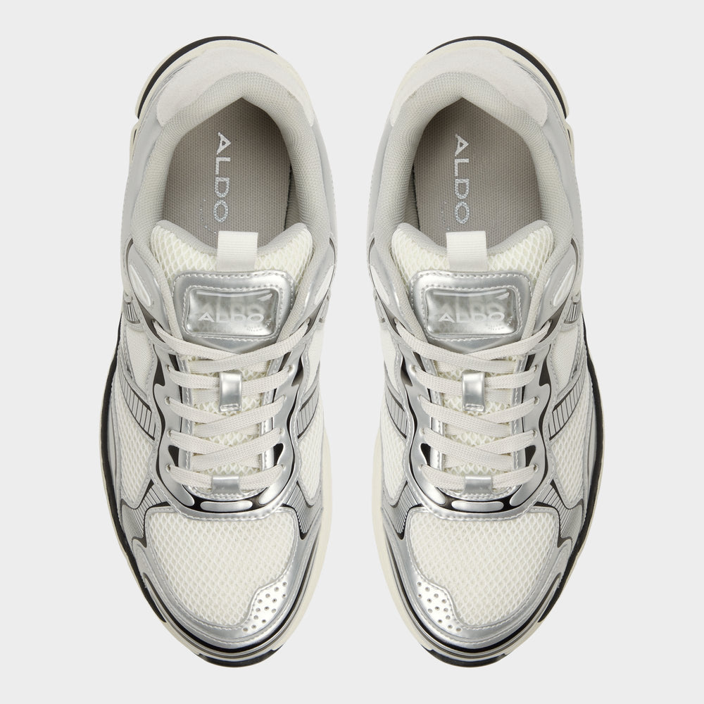 Blade in White - Low top sneaker, Jogger sole