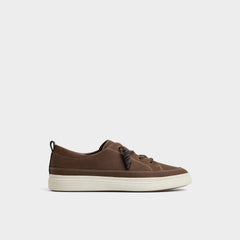 Tristin in Brown - Low top sneaker, Cup sole