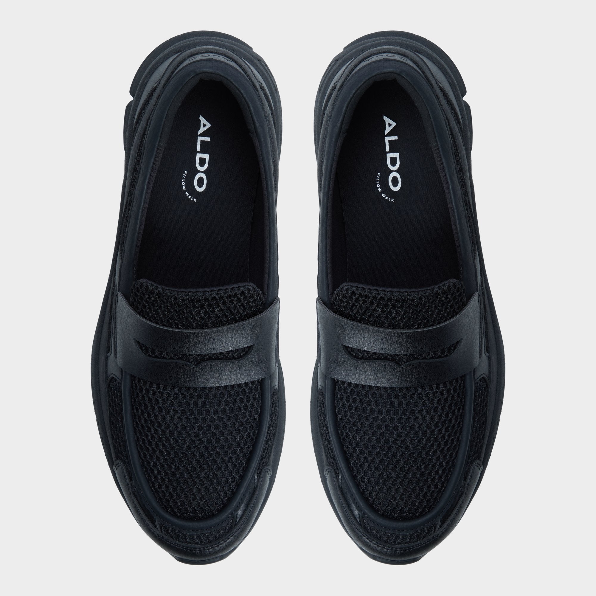 Loafersnkr in Black - Slip-on sneaker, Jogger sole
