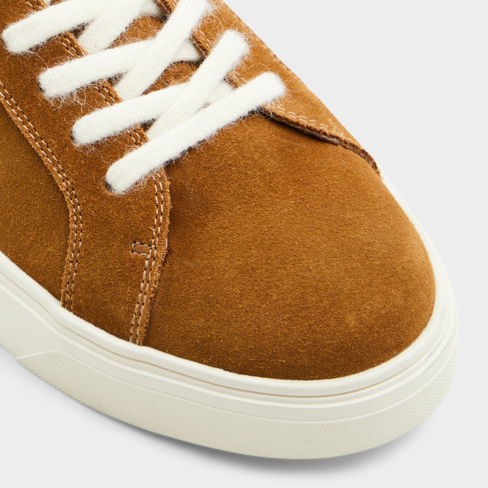 Willio Cognac Men's Sneakers - Low top sneaker, Cup sole