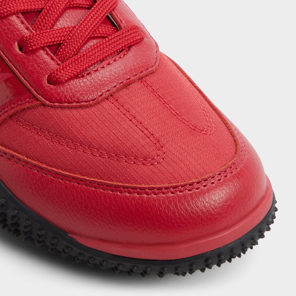 Drive in Red - Low top sneaker
