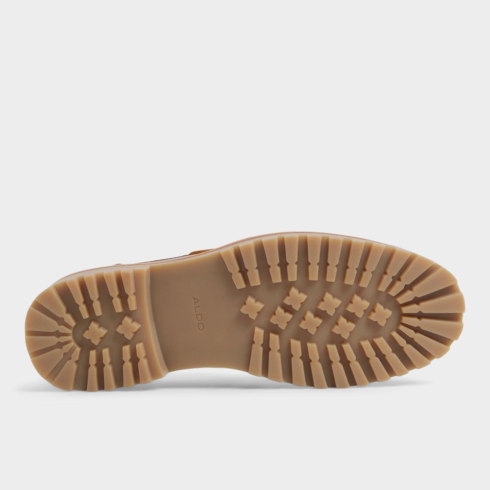 Finn in Medium Brown - Boat shoe, Lug sole