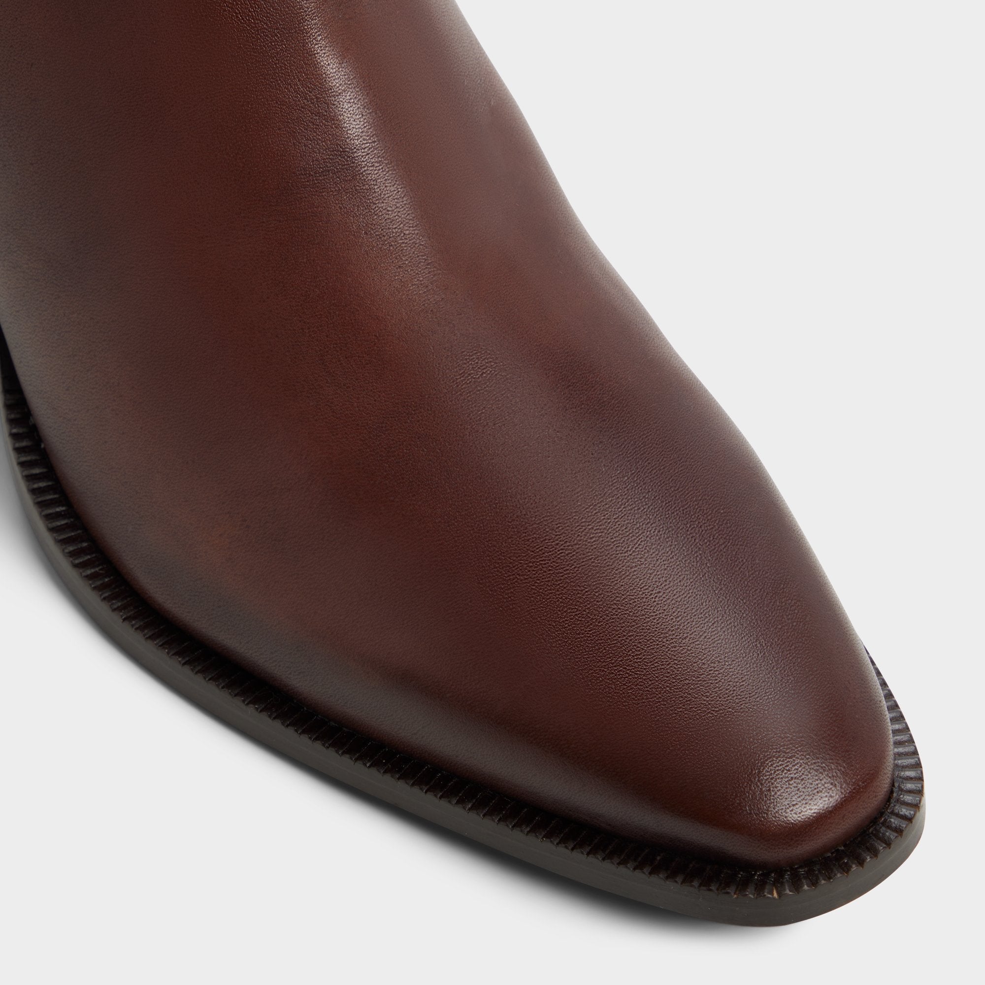 Jako in Brown - Chelsea boot, Block heel