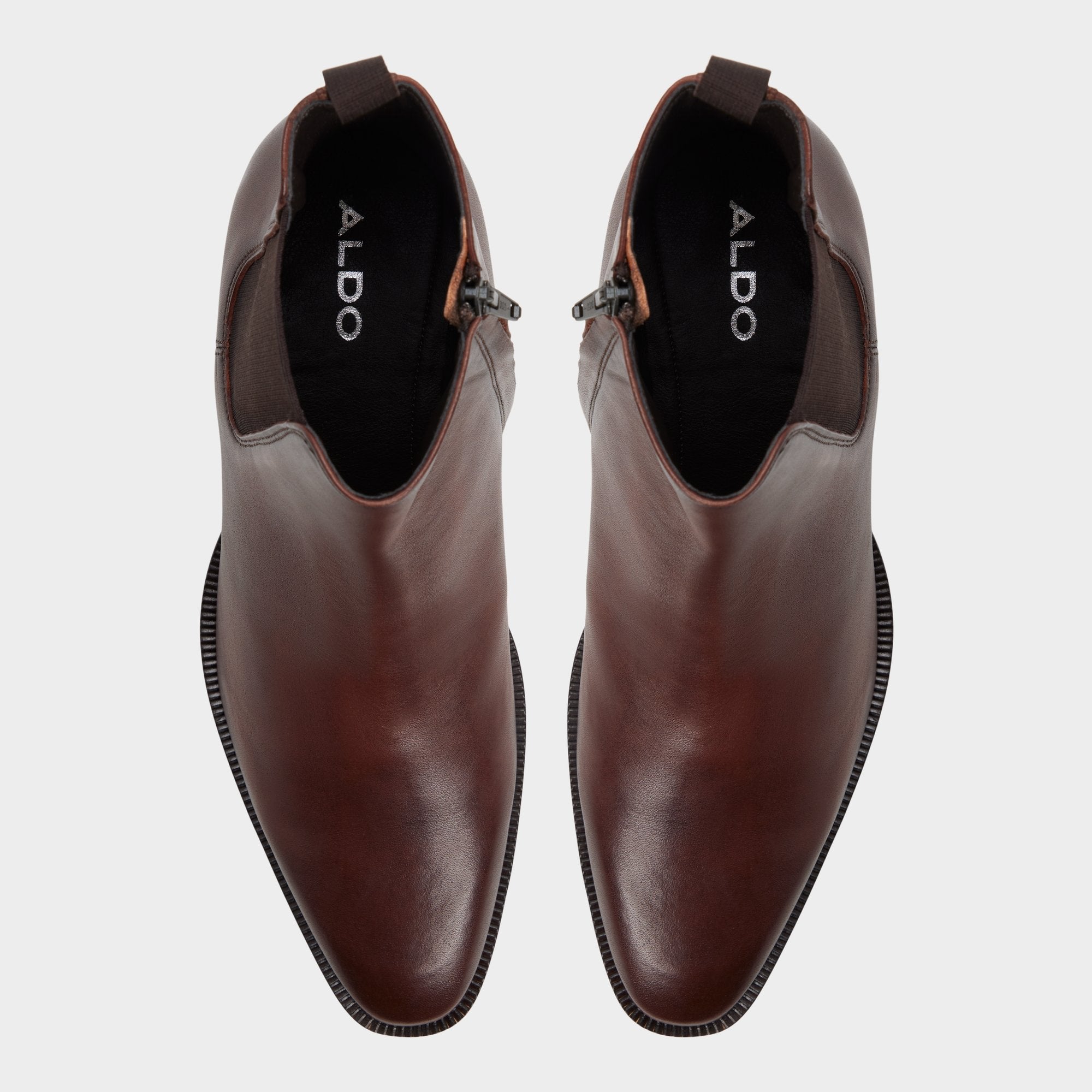 Jako in Brown - Chelsea boot, Block heel