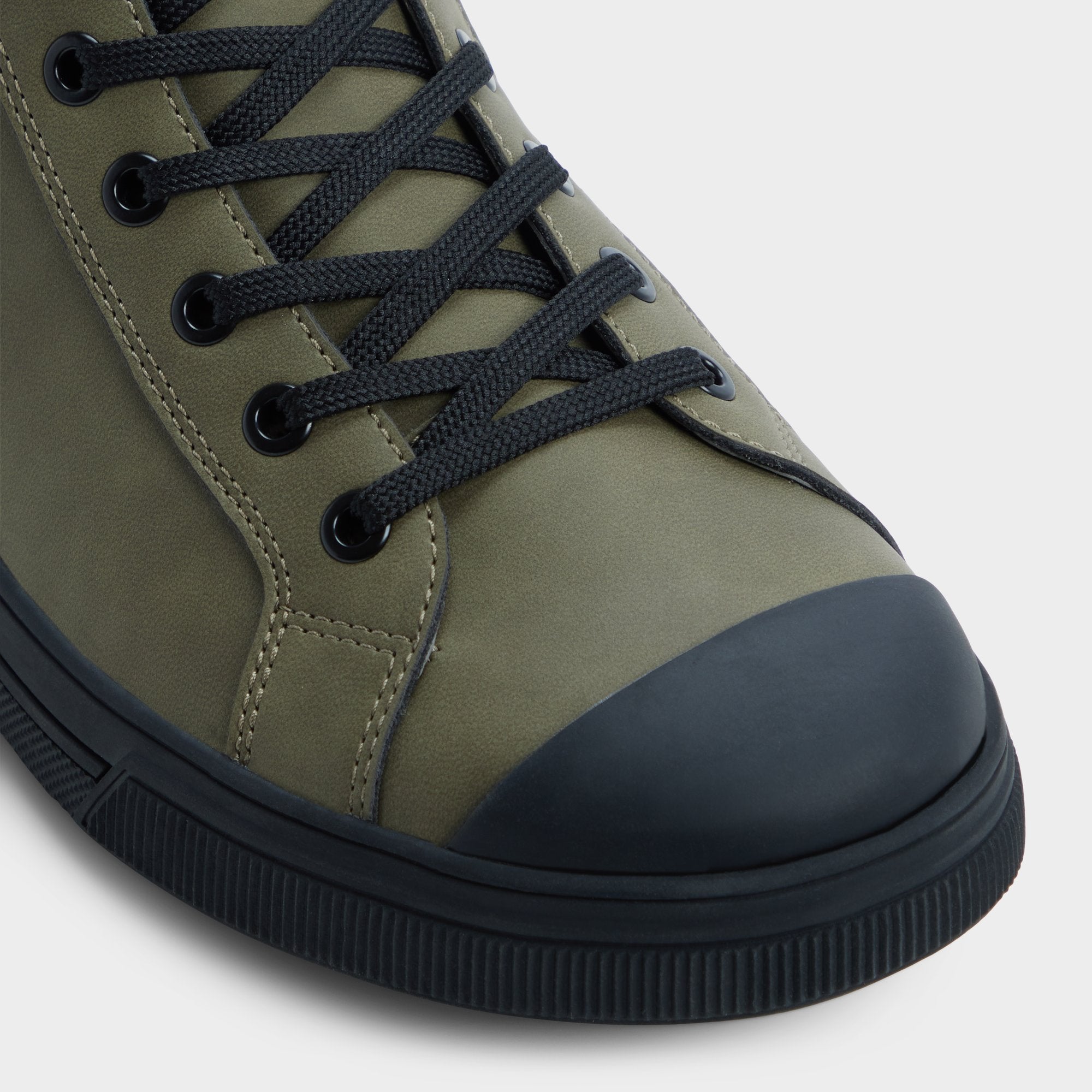 Esttanqueiro in Olive - Lace-up boot, Cup sole