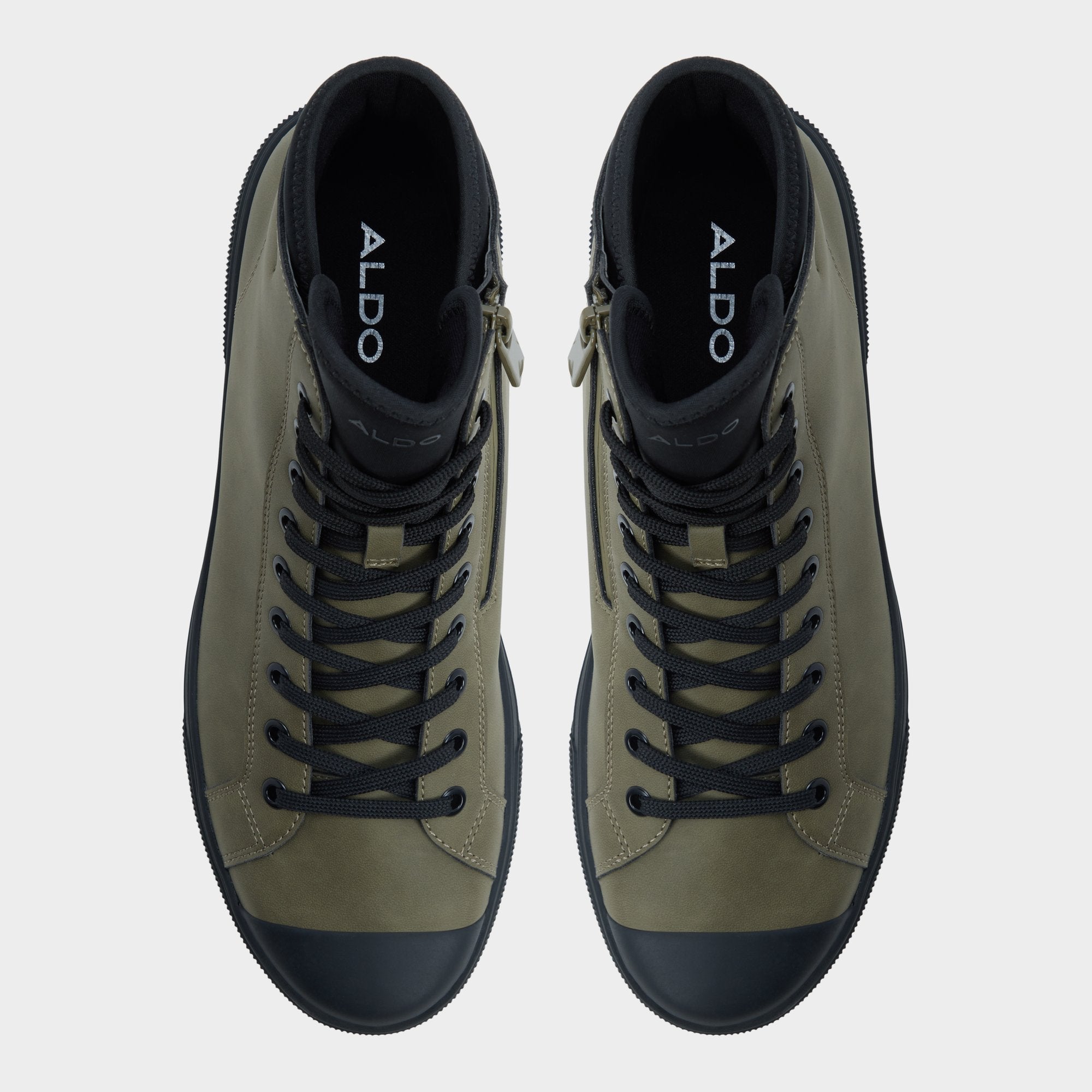 Esttanqueiro in Olive - Lace-up boot, Cup sole