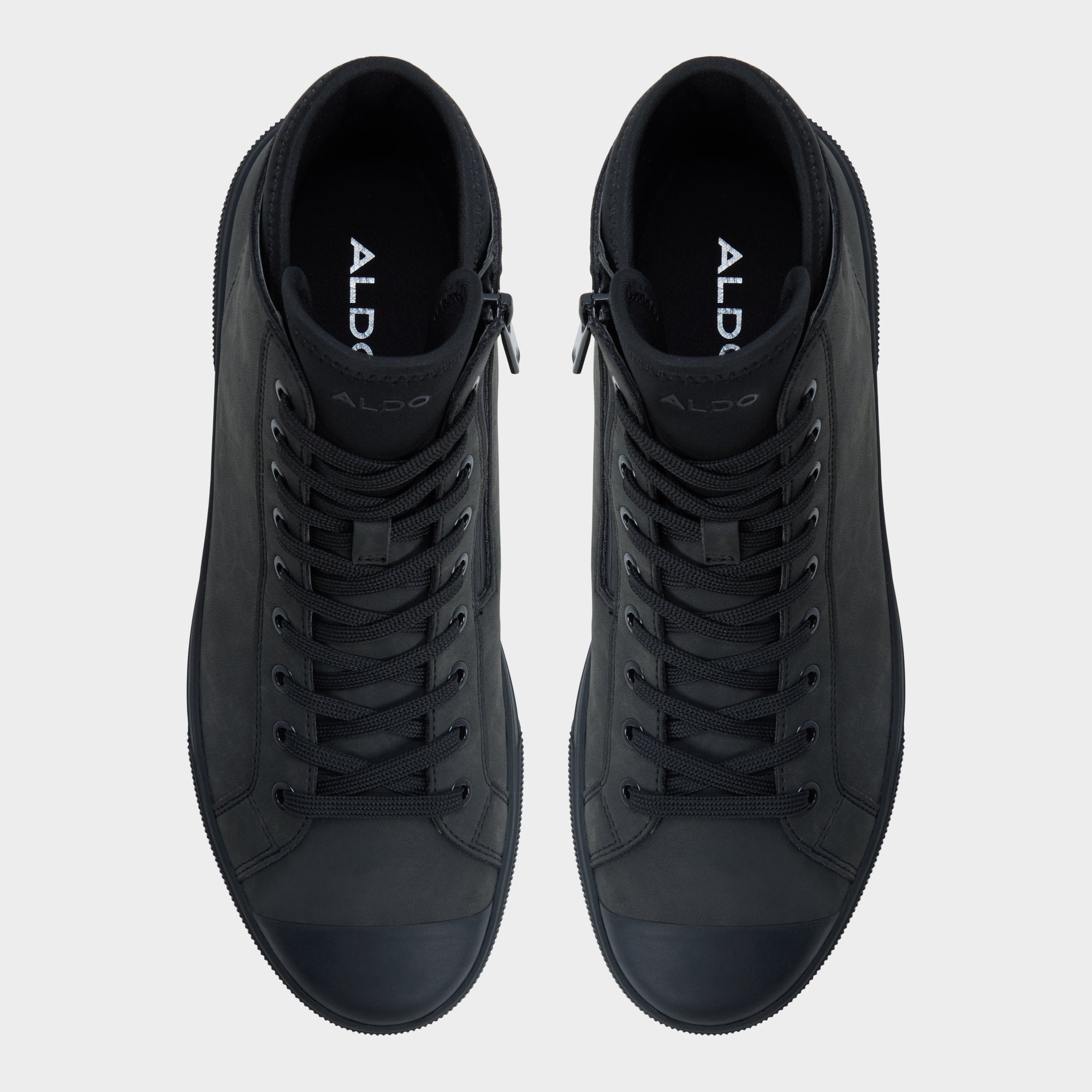 Esttanqueiro in Black - Lace-up boot, Cup sole