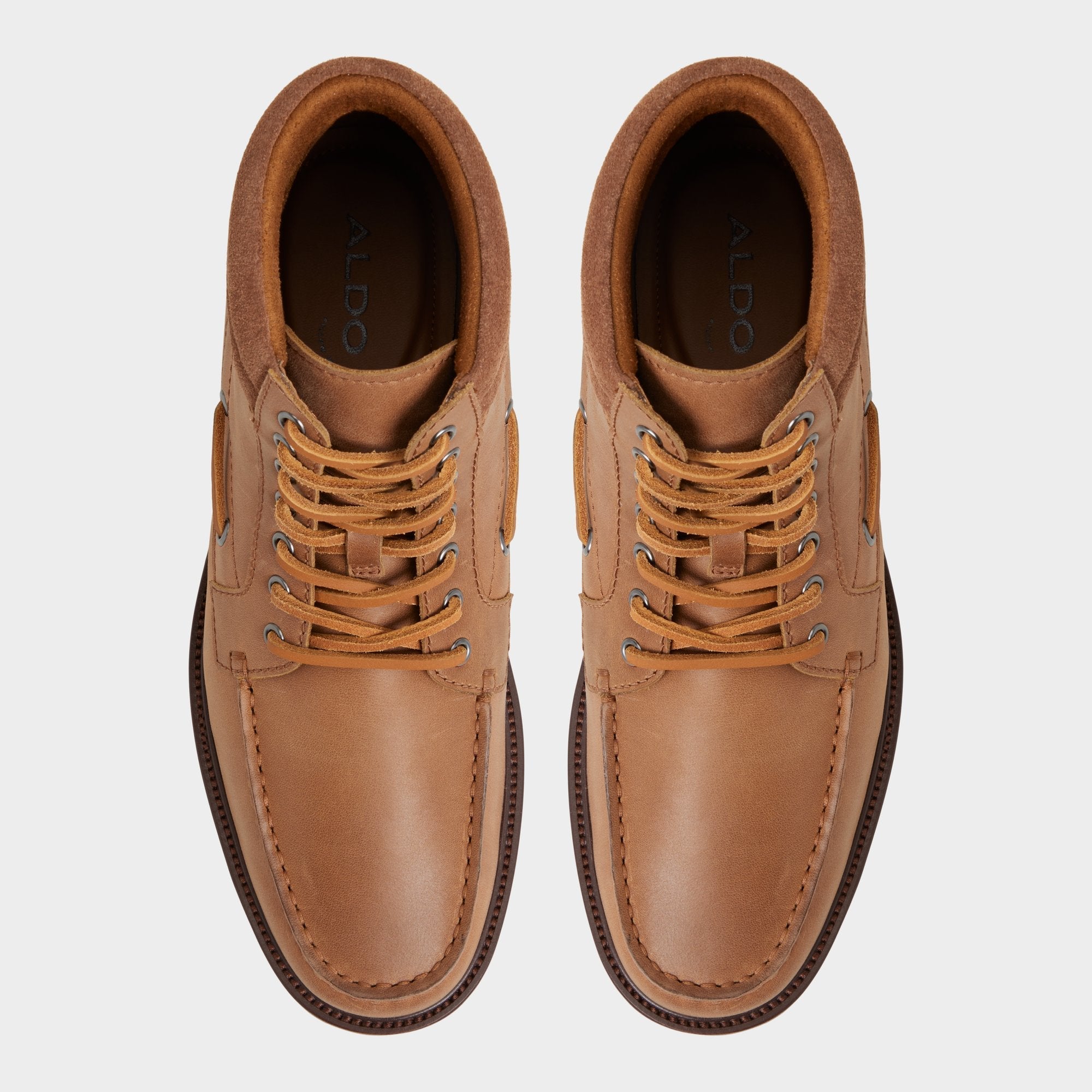 Farrell in Cognac - Combat boot, Lug sole